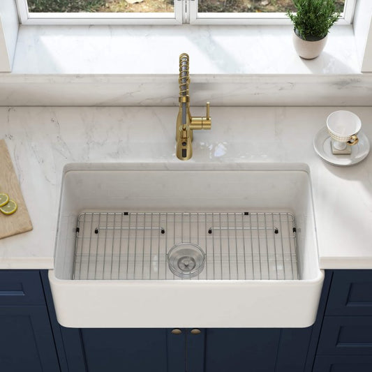 Hearthstone 33" Fireclay Farmhouse Sink